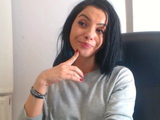 Фотографии ElisabethDiaz Hello guys welcome in my room , the lush is in a special place ;) . if u like me tip 10 tk , if u kiss me tip 20 , if u want to see me neked tip 250 tk :*:*