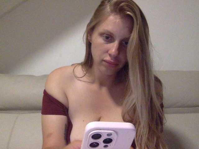 Скриншоты трансляции Elisablonde