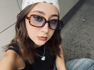 Эротический видеочат ElizaDarleen