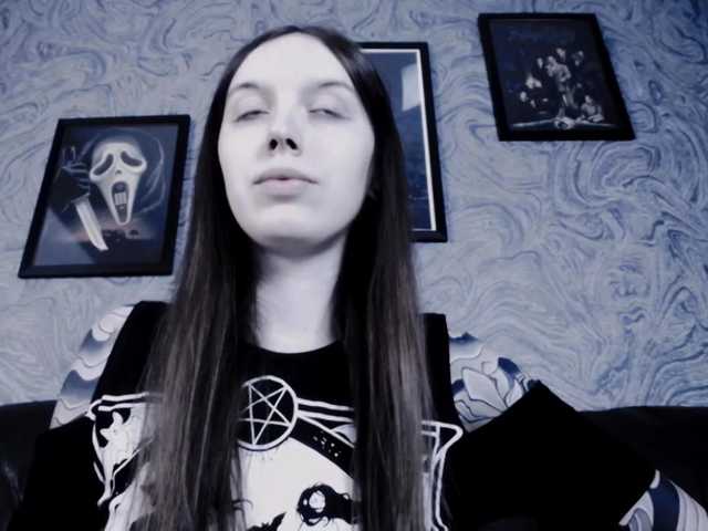 Скриншоты трансляции EllaDark