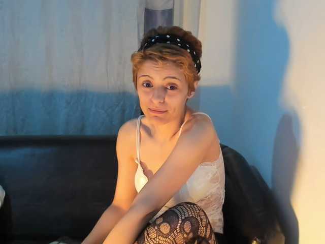 Скриншоты трансляции EllaRose29