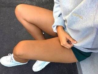 Эротический видеочат EllaShinee