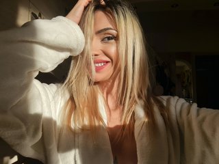 Эротический видеочат EllyAniston