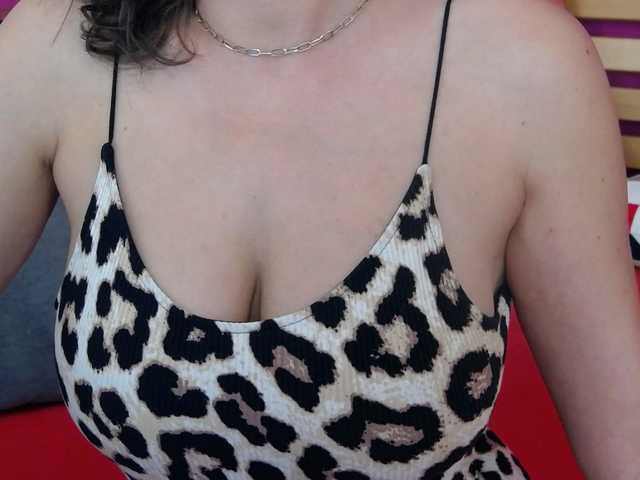 Скриншоты трансляции EllenAtalay