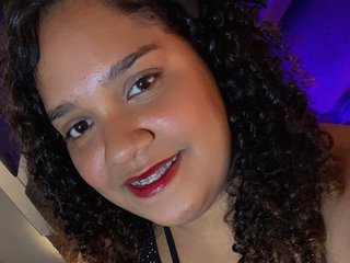 Эротический видеочат EllyRain