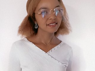 Эротический видеочат ELODIE12