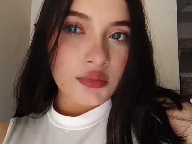 Фотография профиля EloodieCollins
