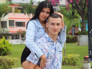 Эротический видеочат emandsam