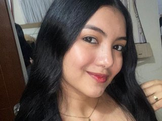 Эротический видеочат Emi-latingirl