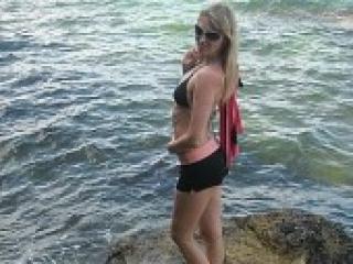 Эротический видеочат emili77