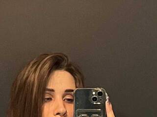 Эротический видеочат Reina_Kaneko