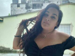 Эротический видеочат emiliaxmiller