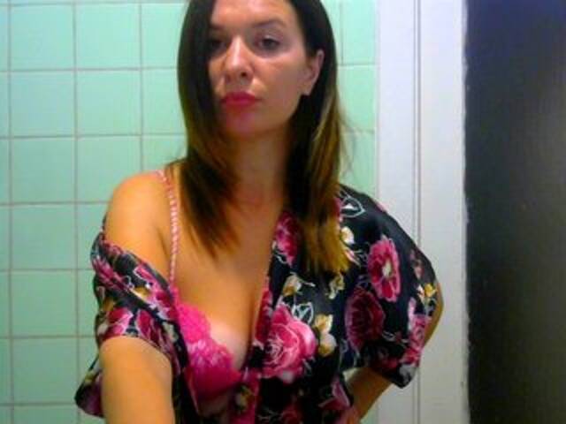 Скриншоты трансляции emillly