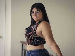 Эротический видеочат Emilly04