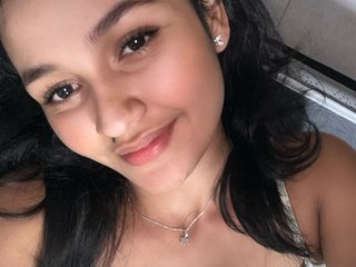 Эротический видеочат EmilyBrown