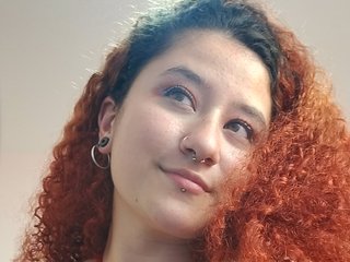 Эротический видеочат EmilyBrw