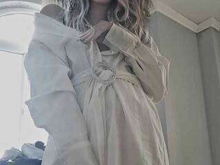 Эротический видеочат Emilyfoxi