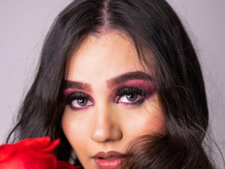 Эротический видеочат EmilyHerrera