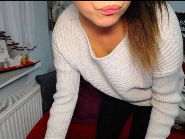 Скриншоты трансляции EmilyQueen