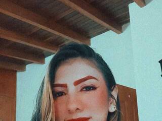 Эротический видеочат Emma-wats