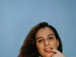 Эротический видеочат Emma0906