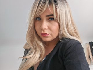 Эротический видеочат EmmaDiamondz