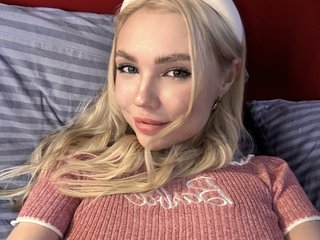 Эротический видеочат EmmaGoodGirl