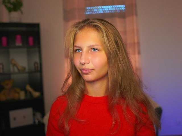 Скриншоты трансляции emmiemurray