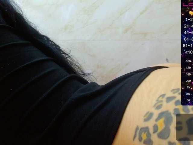 Скриншоты трансляции emmyqueenthx