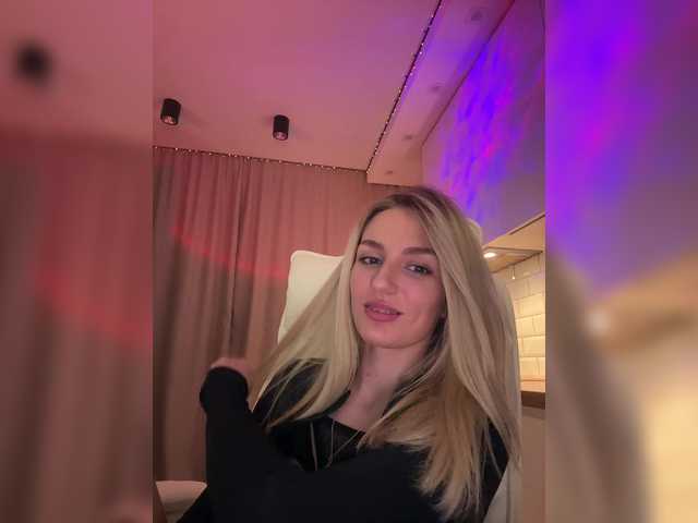 Скриншоты трансляции EnlivenLuv