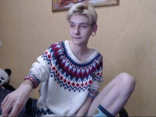 Скриншоты трансляции ErikaLis