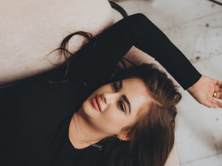 Эротический видеочат Essie-Kathrynne2114
