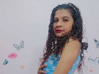 Эротический видеочат estrella-roy