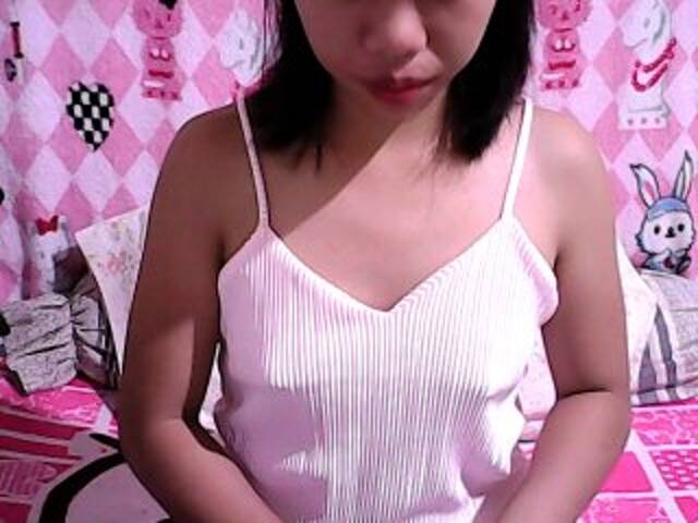 Скриншоты трансляции AlwaysHORNY18