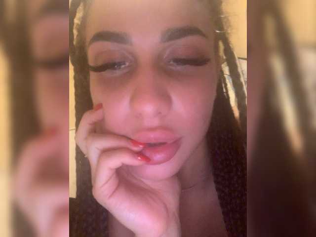 Скриншоты трансляции EvaLovel