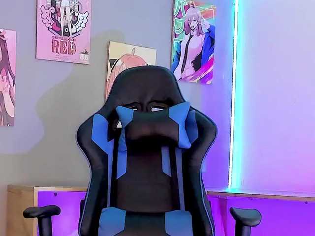 Скриншоты трансляции evamartinez1