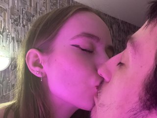 Эротический видеочат EvaSweetHugo