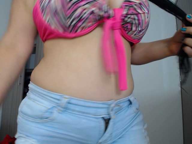 Скриншоты трансляции EvaRamirez