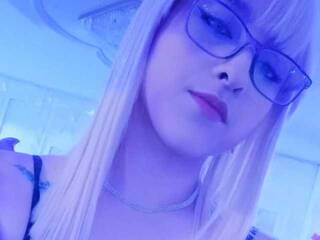 Эротический видеочат evelynaomi