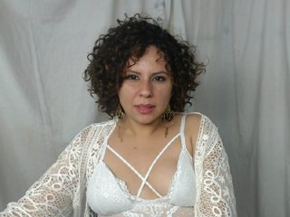 Фотографии evelyne-curls #showtits25tokens #showpussy30tokens#showfeet5tokens#opencamera30tokens5min