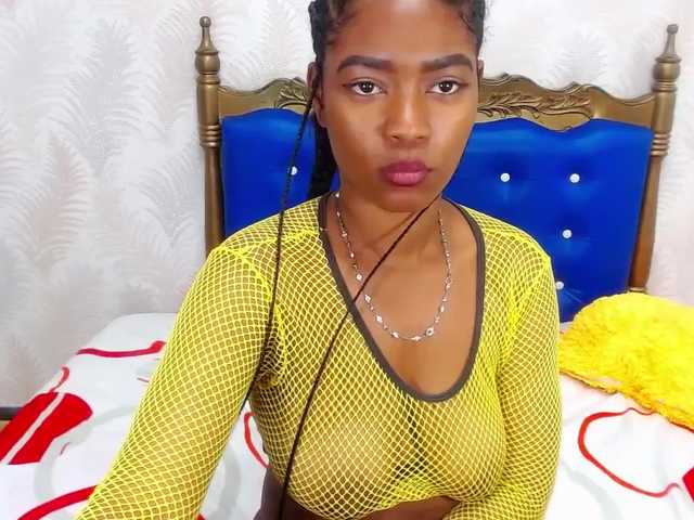 Фотографии evelynheather welcome guys come n see me #naked #wild #naughty im a #ebony #latina #kinky enjoy with me in #pvt or just tip if u like the view #dildo #anal #blowjob #deepthroat #CAM2CAM
