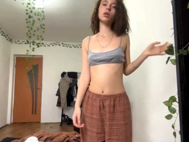 Скриншоты трансляции EvonneHeally