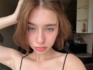 Эротический видеочат EvonneHeally