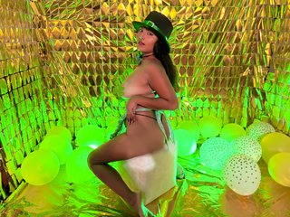 Эротический видеочат ExxoticValery