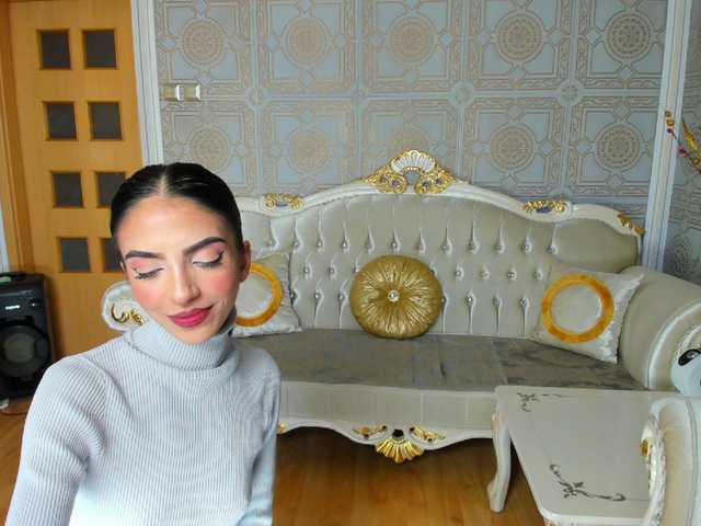 Фотографии BNefertiti Italian Girl a Roma 20 years 35 kg 152 cm #cute #italian #squirt #skinny #ass #lolita,#anal