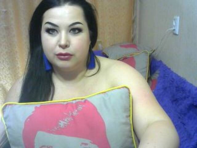 Скриншоты трансляции MayamiHot