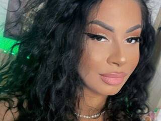 Эротический видеочат FinDomCardi