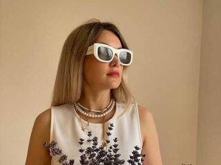 Эротический видеочат Fiona2019