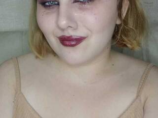 Эротический видеочат FionaLl