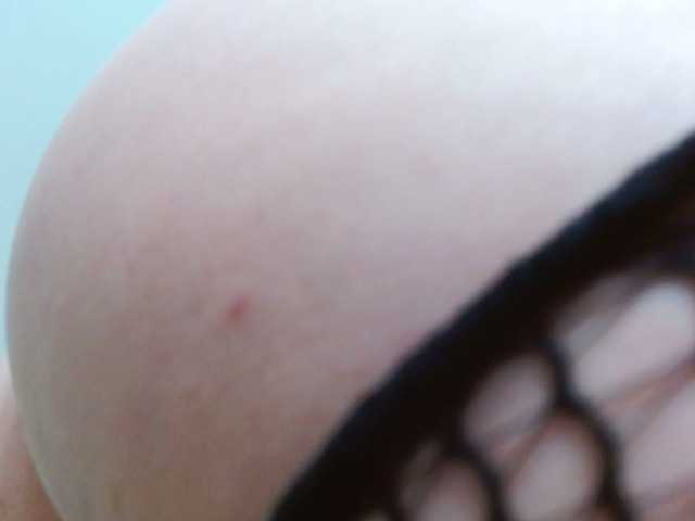 Скриншоты трансляции FiorellaRoss